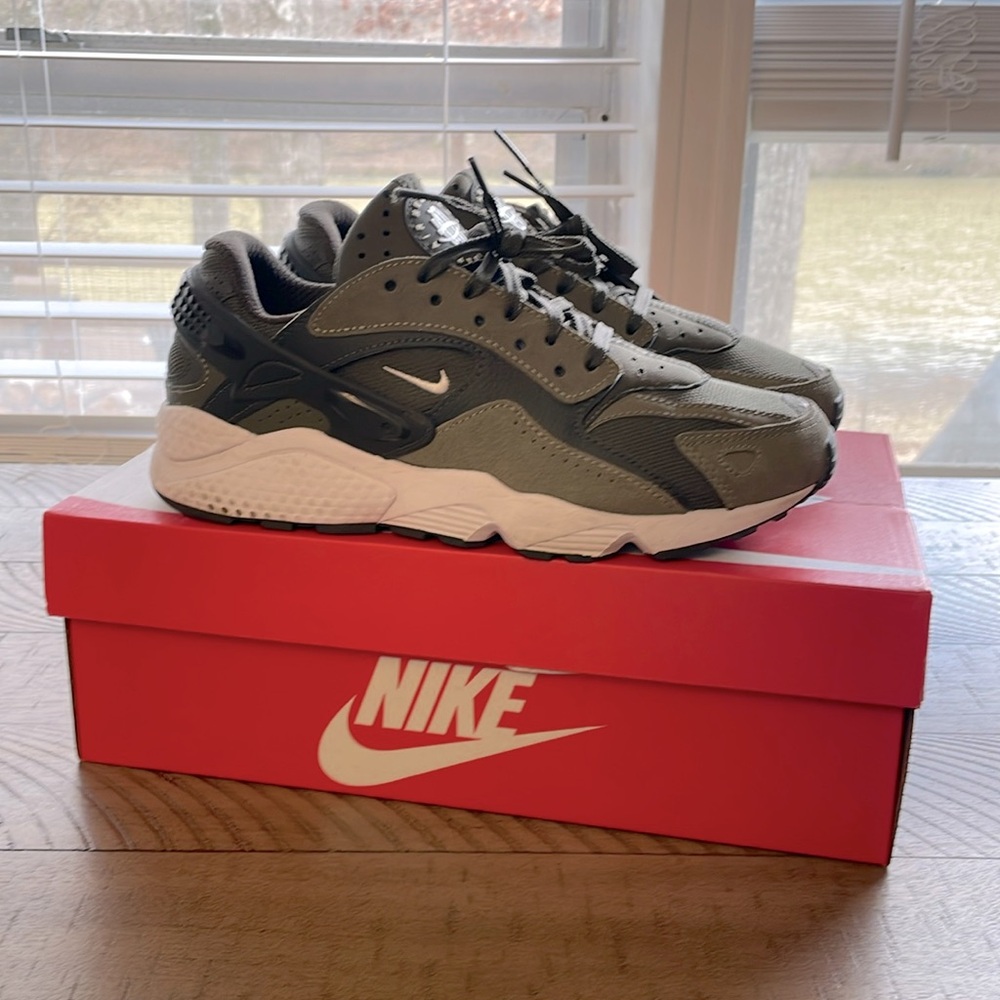 Nike Air Huarache Runner Men’s sz.7